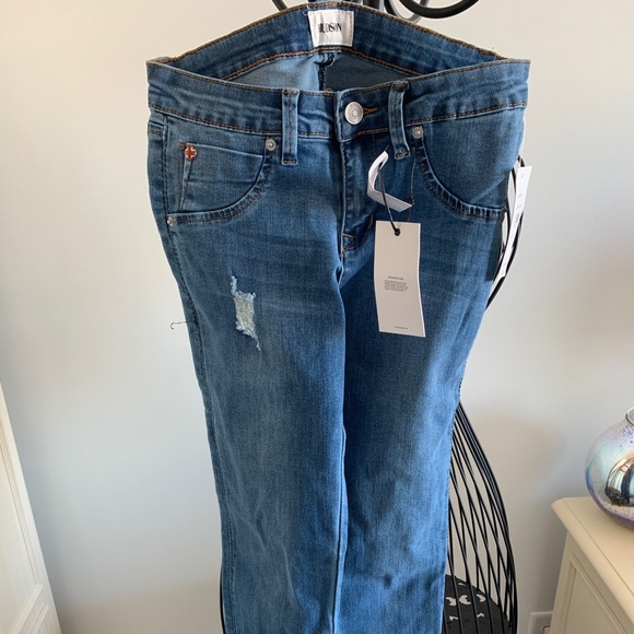 Capris - Picture 1 of 3